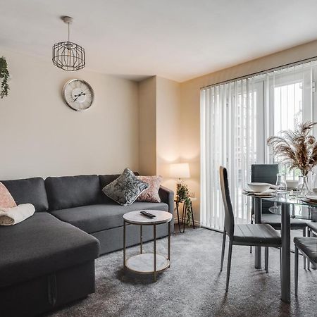 Stylish 2 Bed Manchester Flat エクステリア 写真