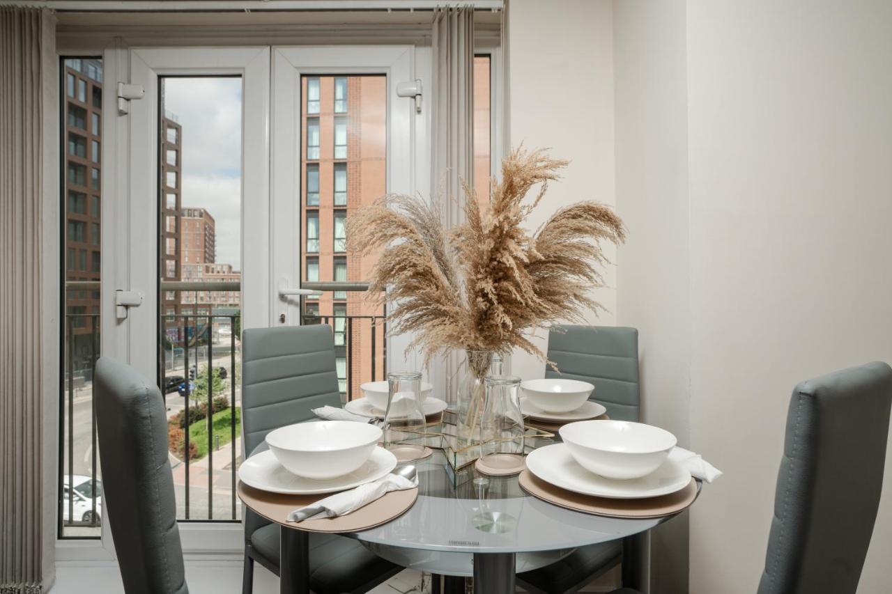Stylish 2 Bed Manchester Flat エクステリア 写真